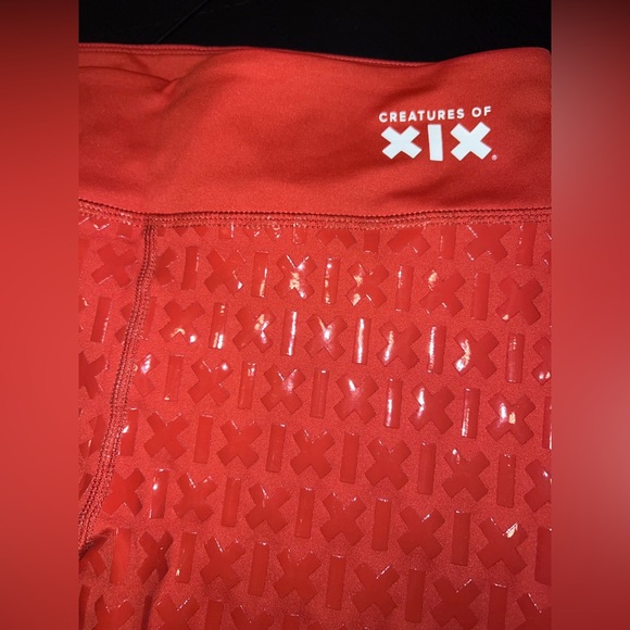 Gecko Grip Leggings - Picture 5 of 5